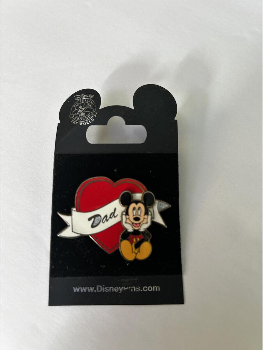 Vintage 2006 Disney Mickey Mouse Dad Heart Enamel Pin